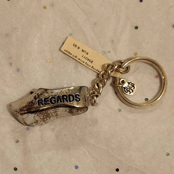 Random Keychain Set #2 - Picture 8 of 9